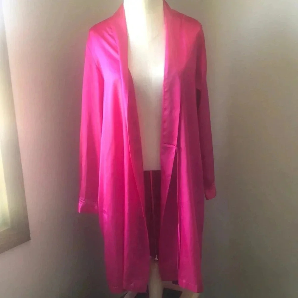 Pink Morgan‎ Taylor Silk Robe